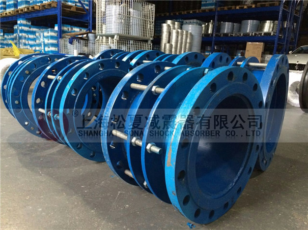 伸縮接頭與伸縮器的區(qū)別有哪些？